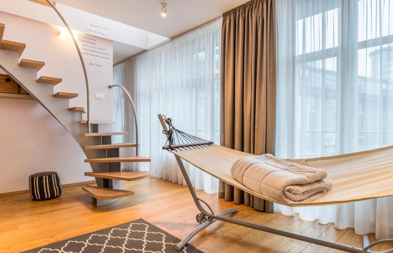 Central 2-Level Penthouse With Terrace And Free Parking Riga Exterior photo