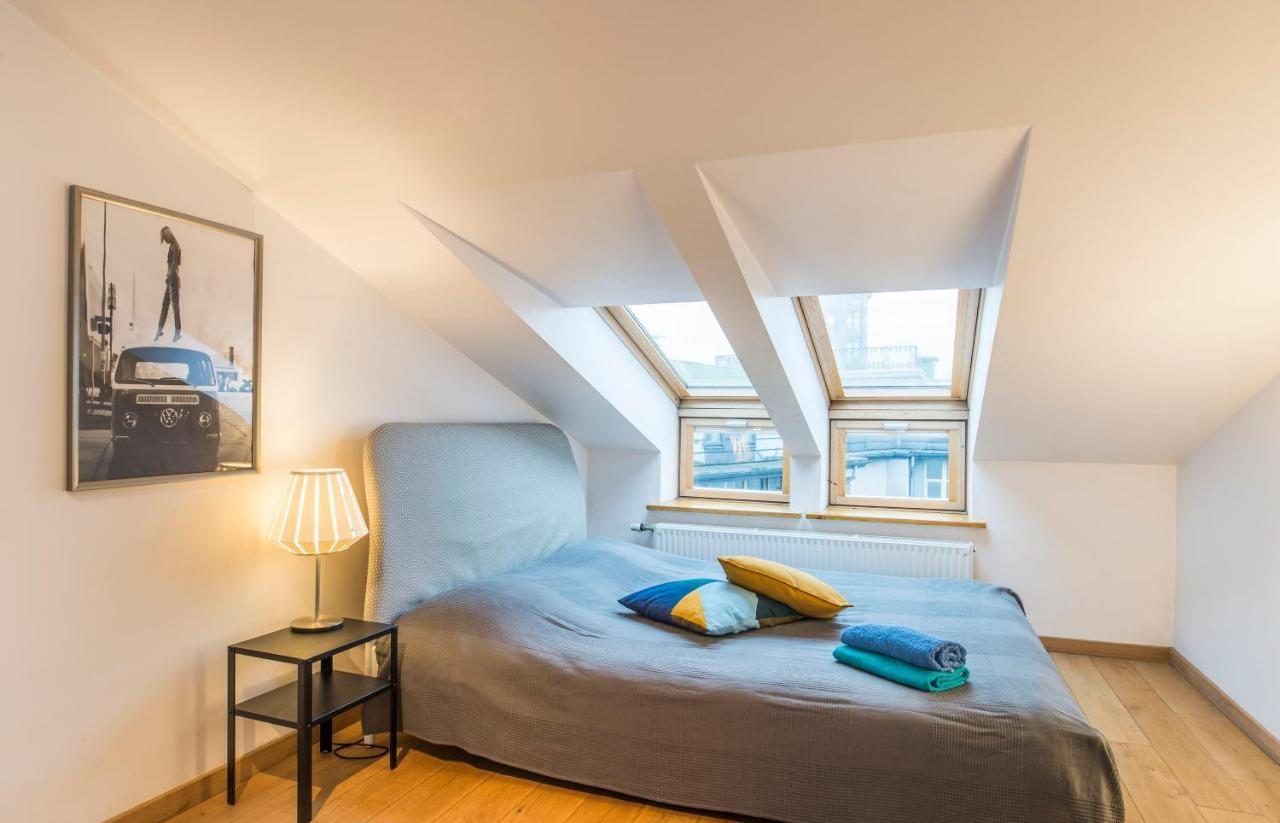 Central 2-Level Penthouse With Terrace And Free Parking Riga Exterior photo