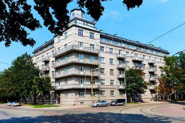 Central 2-Level Penthouse With Terrace And Free Parking Riga Exterior photo